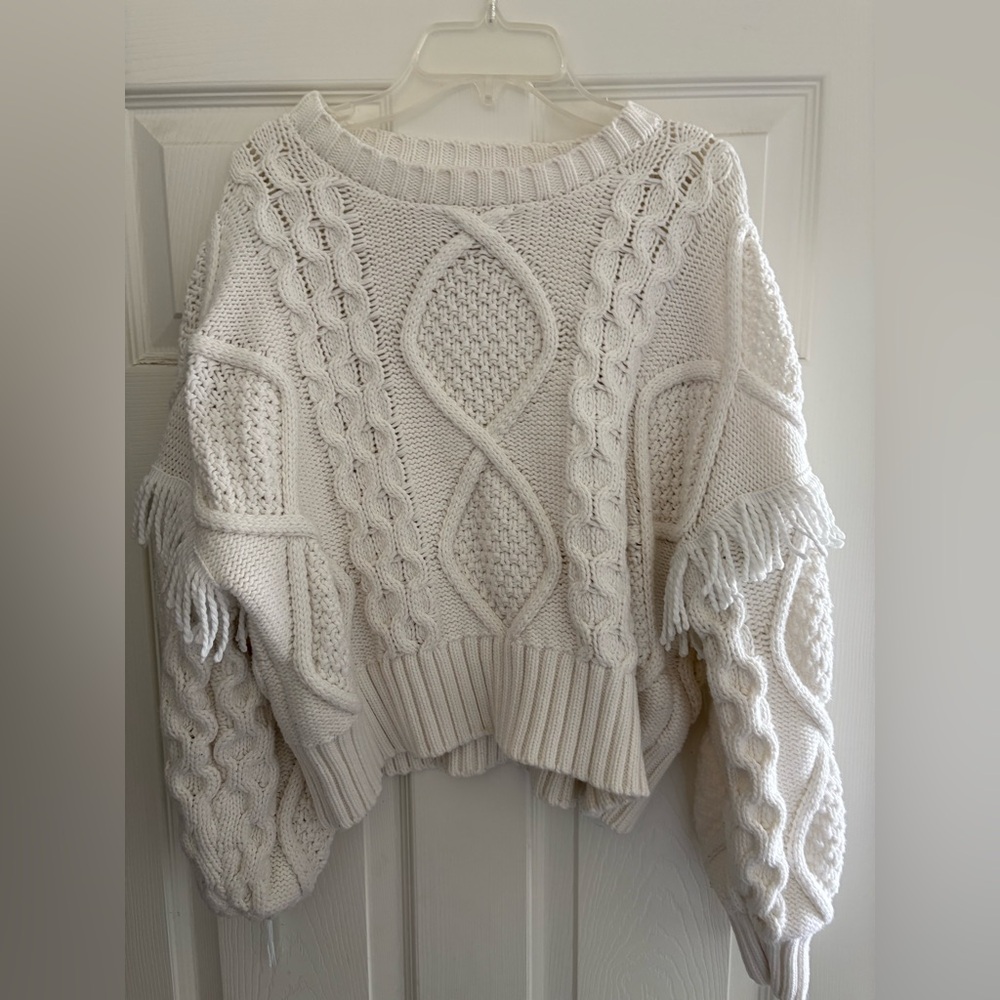 Cozy Cream Industry SZ M Cable Knit Sweater
